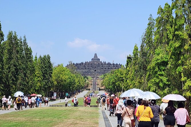 Full Day Private Tour to Majestic Borobudur and Prambanan Temple - Accessibility and Additional Details