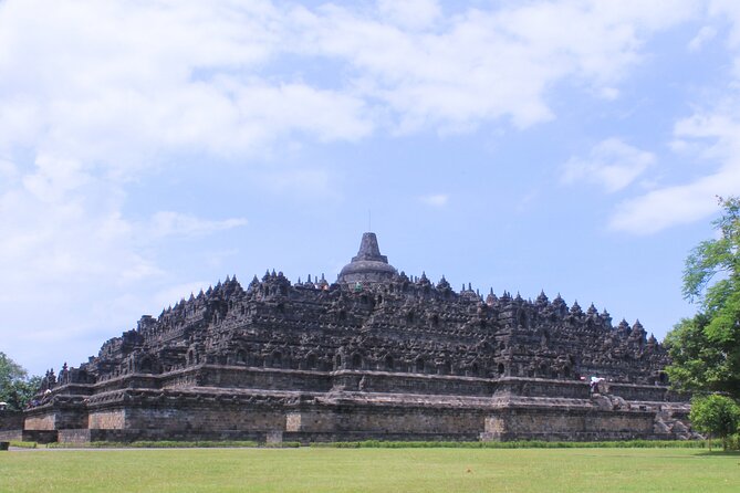 Full Day Private Tour to Majestic Borobudur and Prambanan Temple - Pricing and Booking Information