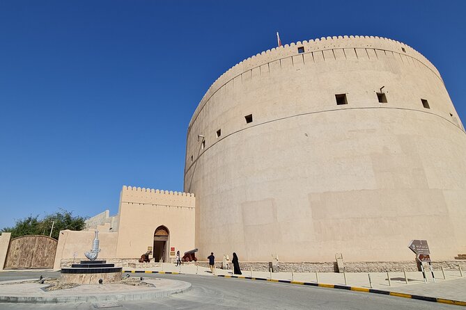 Full Day Private Tour to Nizwa and Jebel Shams From Muscat - Omani Culture in Al Hamra