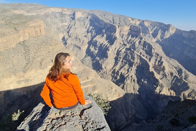 Full Day Private Tour to Nizwa and Jebel Shams From Muscat - Confirmation and Accessibility