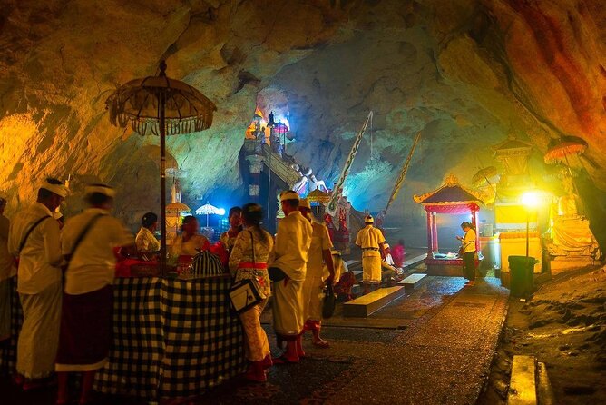 Full Day Private Tour to Nusa Penida Underground Temple From Bali - Visiting Goa Giri Putri Temple
