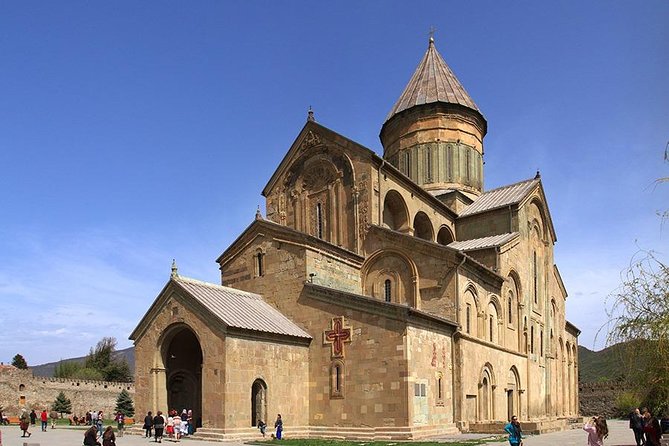 Full-Day Private Tour to Old Tbilisi and Mtskheta - Tour Considerations