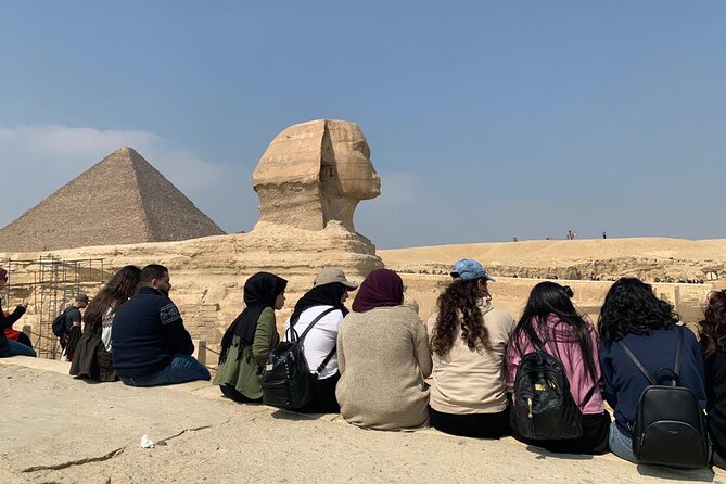 Full-Day Private Tour to Pyramids of Giza and Egyptian Museum - Accessibility and Participation