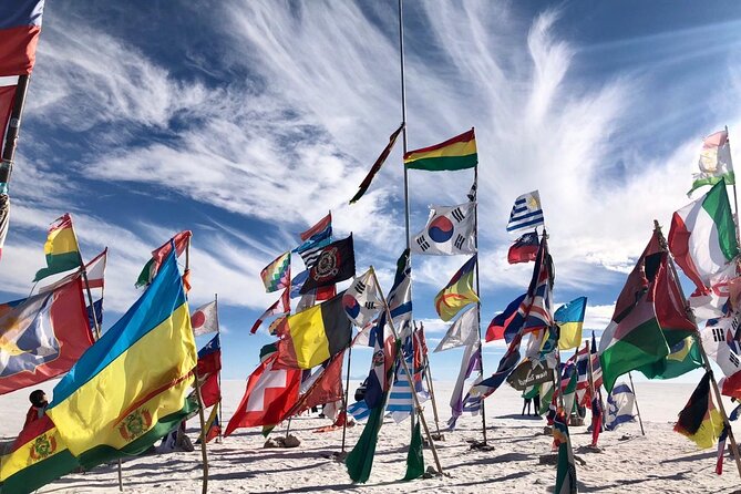 Full Day Private Tour to Salar De Uyuni - Informative and Engaging Guides