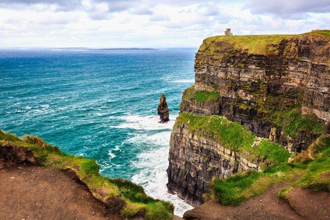 Full Day Private Tour to The Cliffs of Moher, Bunratty Castle - Reviews