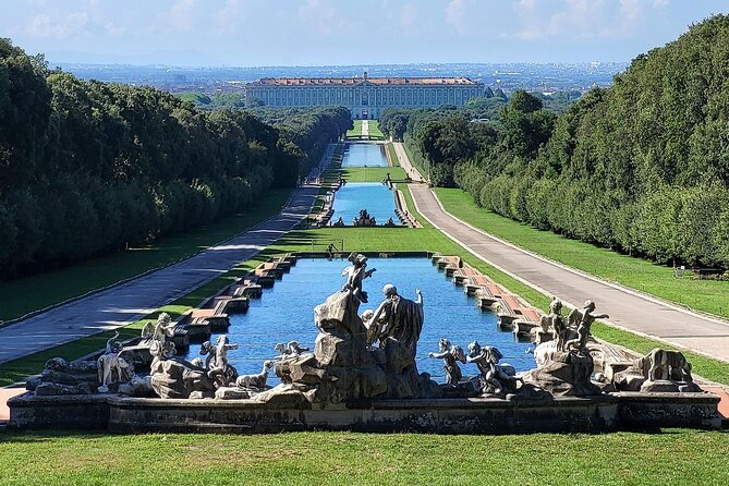 Full Day Private Tour to the Royal Palace of Caserta and Pompeii - Exploring the Ruins of Pompeii