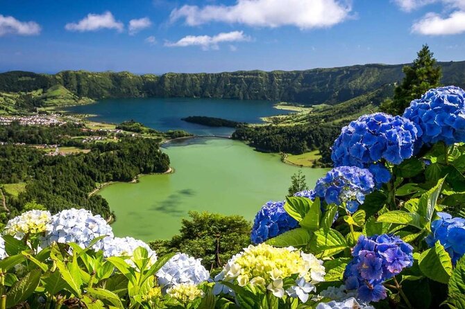 Full Day Private Tour West & East in São Miguel Island - Meeting and Pickup