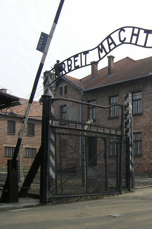 Full-Day Private Trip From Prague to Auschwitz - Birkenau - Tour Experience