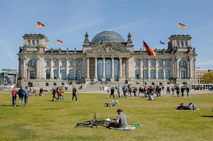 Full-Day Private Trip From Prague to Berlin - Transportation Options