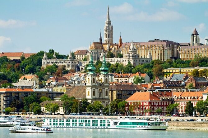 Full-Day Private Trip From Vienna to Budapest - Guided Tour Experience