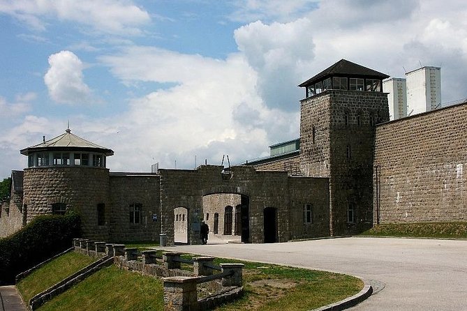 Full-Day Private Trip From Vienna to Mauthausen Concentration Camp Memorial - Transportation and Accessibility Details