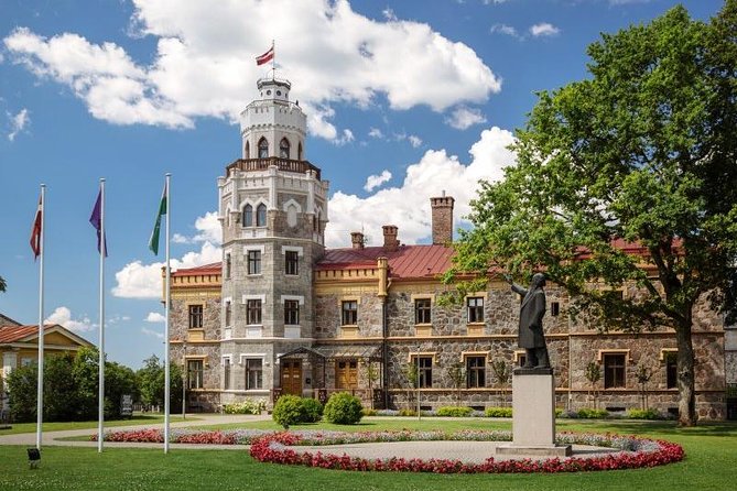 Full-Day Private Trip to Cesis, Sigulda and Turaida From Riga - Meeting and Pickup Information