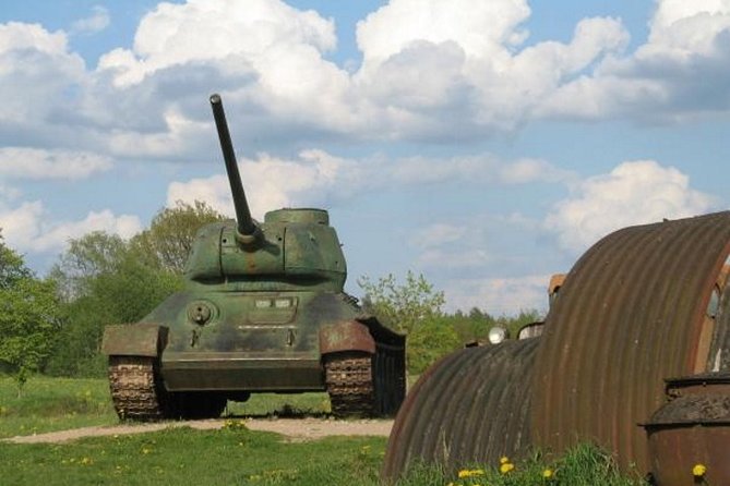 Full-Day Private Trip to Nuclear Missile Base and Secret Soviet Bunker - Quick Points