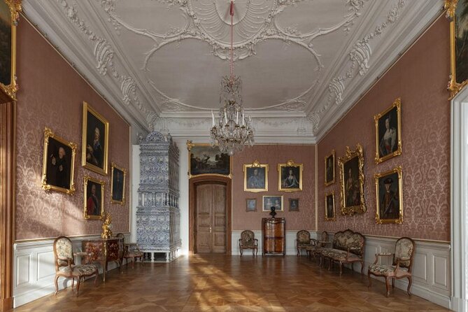 Full-Day Private Trip to Palace and Medieval Castle From Riga - English-Speaking Driver Guidance