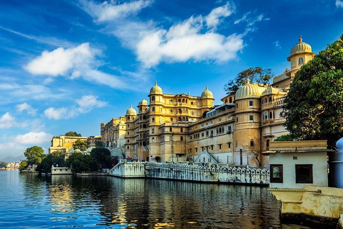 Full-Day Private Udaipur Local Sightseeing With Optional Guide - Highlights of the Itinerary