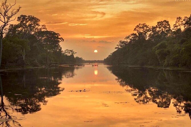 Full-day Private VIP Tour to Angkor Complex - Professional English-speaking Driver
