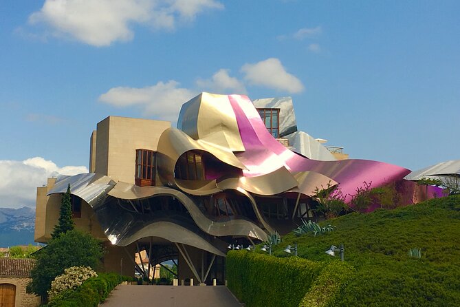 Full-Day Private Wine Tasting Tour in La Rioja With Lunch - Discovering the Flavors of Rioja Cuisine