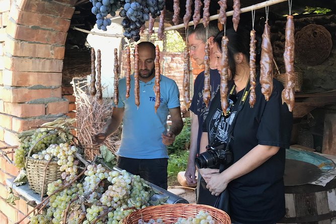 Full Day Private Wine Tour in Kakheti Region With Lunch and 3 Wine Tastings - Traditional Georgian Lunch