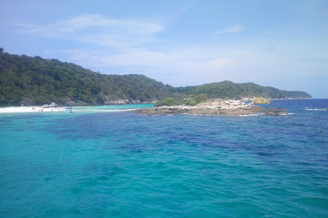 Full-Day Racha Noi and Racha Yai Snorkeling From Phuket - Meals and Refreshments