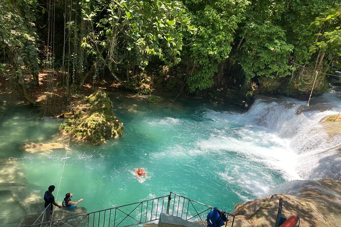 Full Day Rafting, Horse Back Riding and Blue Hole in Jamaica - Tips for Participants
