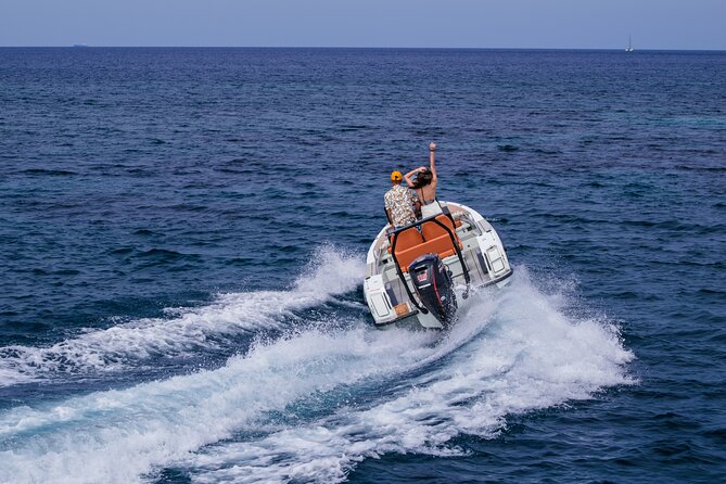 Full Day Rental in Santorini With Saxdor Luxury Boat - Customizable Itinerary and Insider Tips