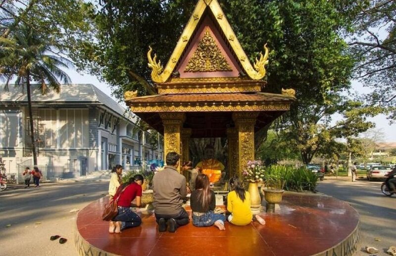 Full Day Rolous Group and Angkor Wat With Sunset Viewing - Rolous Group Temples
