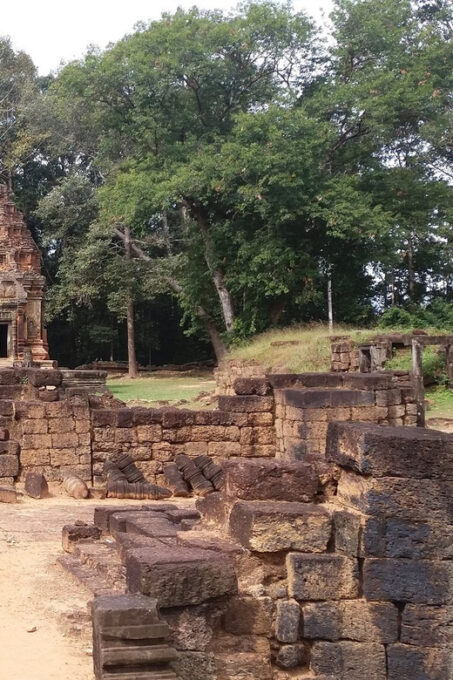 Full Day Rolous Group and Angkor Wat With Sunset Viewing - Sunset View at Bakheng Mountain