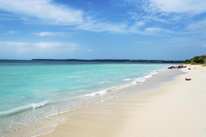 Full Day Rosario Island, Cholon, Agua Azul, Baru, and Free Snorkeling - Key Points