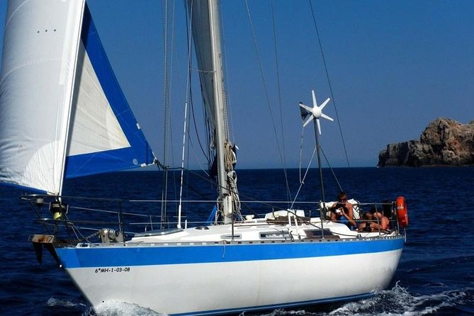 Full-day Sailing Experience in Menorca - Spontaneous Sailing Trip