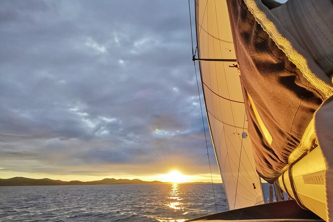 Full Day Sailing Tour To Elafiti Islands - Dining and Cuisine