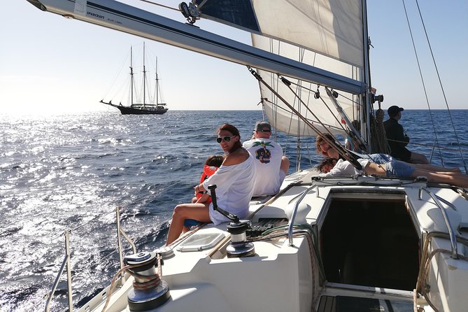 Full Day Sailing Yacht - Beautiful Day on the Atlantic Ocean - Exploring the Atlantic Ocean