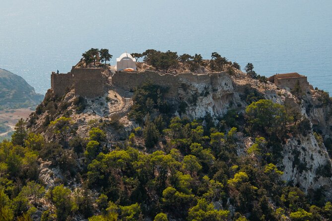 Full-Day Samaria Gorge Hiking Tour From Chania - Hiking Experience and Tips