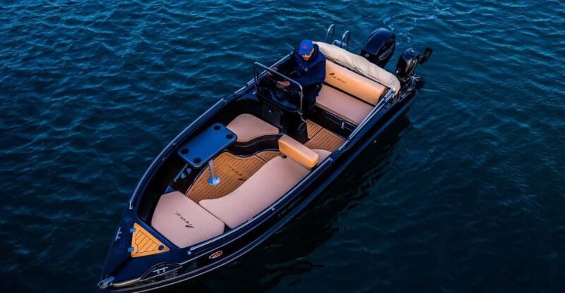 Full Day Santorini Boat Rental -License Free- - Boat Specifications and Amenities