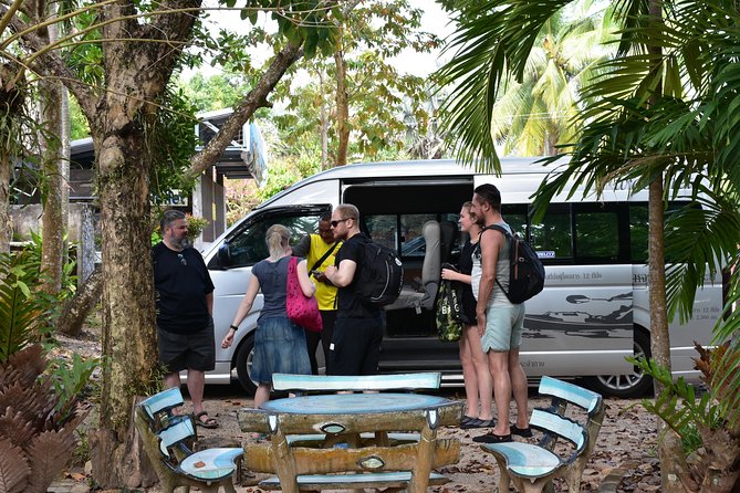 Full-Day Sea Kayaking Adventure in Ao Thalane Bay From Krabi - Customer Feedback and Ratings