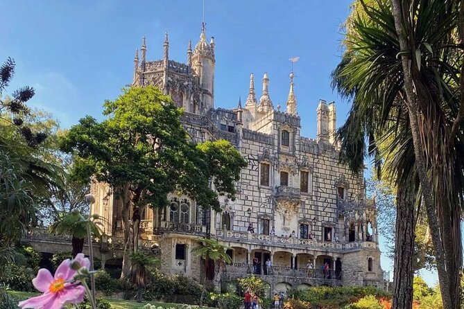 Full-Day Self-Guided Private Luxury Tour in Sintra - Exploring Pena Palace