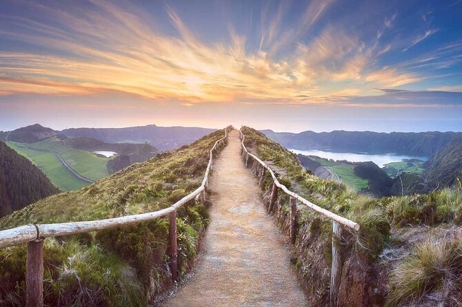 Full Day Sete Cidades & Lagoa Do Fogo Tour With Lunch (West Tour) - Reviews
