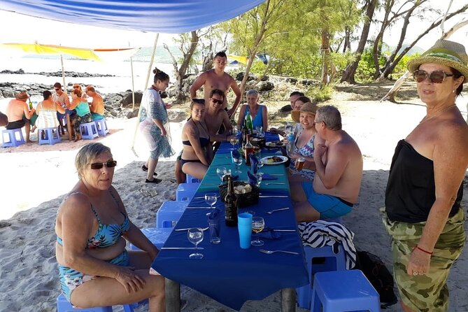 Full Day Shared Speed Boat in Ile Aux Cerfs Lunch & Transfer Incl - Transportation Details