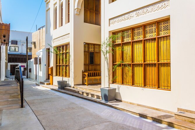 Full Day Sightseeing Tour in Bahrain - Knowledgeable and Flexible Guides