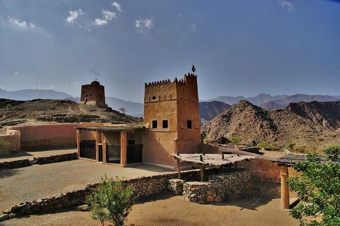 Full-Day Six Emirates Tour in a 4x4 Private Vehicle From Dubai - Journey Through Sharjahs Highlights