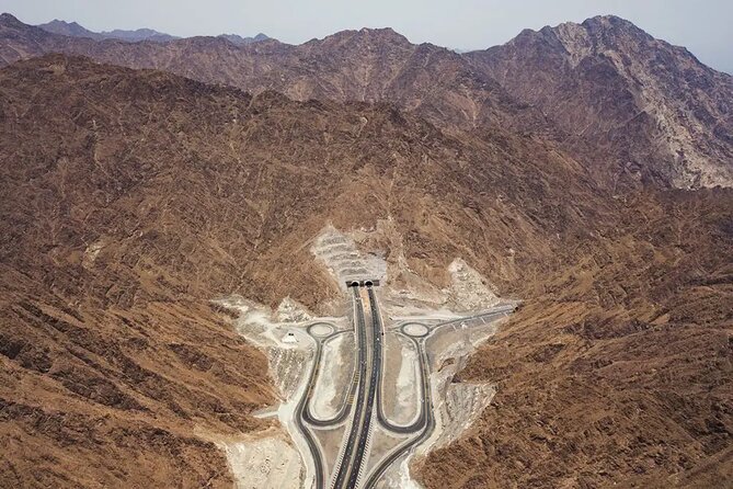 Full-Day Six Emirates Tour in a 4x4 Private Vehicle From Dubai - Exploring the Northern Emirates