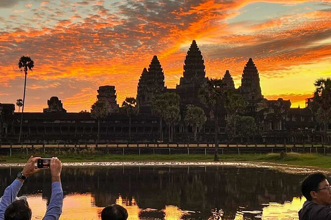 Full Day Small Group Tour Guide With Sun Rise - Meeting and Pickup