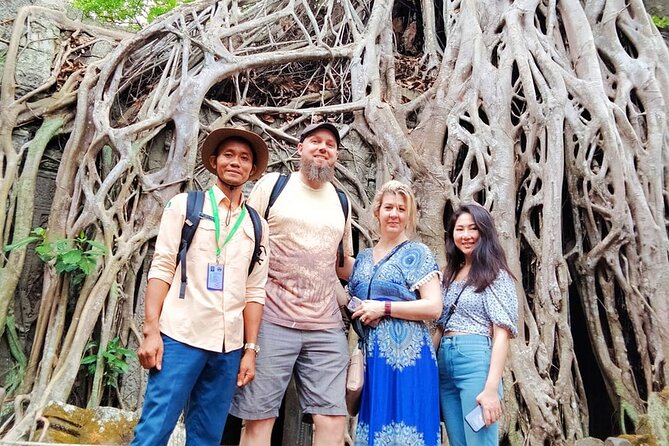Full Day Small Group Tour Guide With Sun Rise - Group Size
