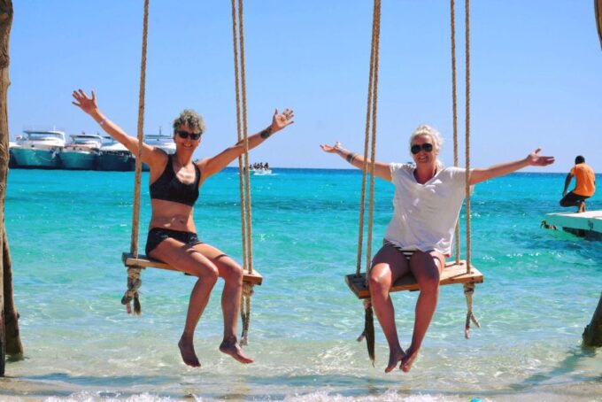 Full-Day Snorkeling and Island Tour With Luxury Cruise - Inclusions and Amenities