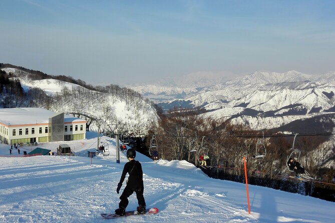 Full Day Snowboard Lesson (6 Hours) - Snowboard Equipment and Wear