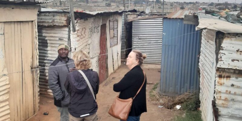 Full Day Soweto, Johannesburg and Apartheid Museum Tour - Key Points
