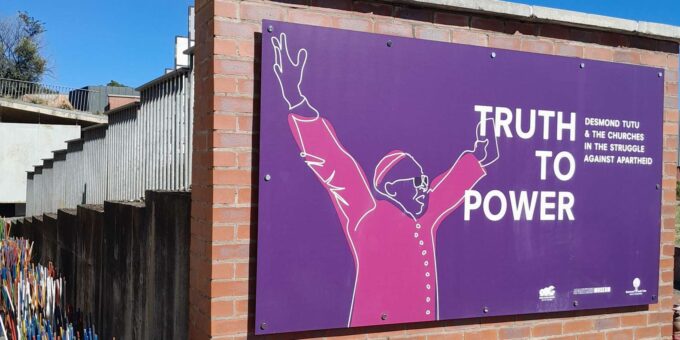 Full Day Soweto, Johannesburg and Apartheid Museum Tour - Apartheid Museum Experience