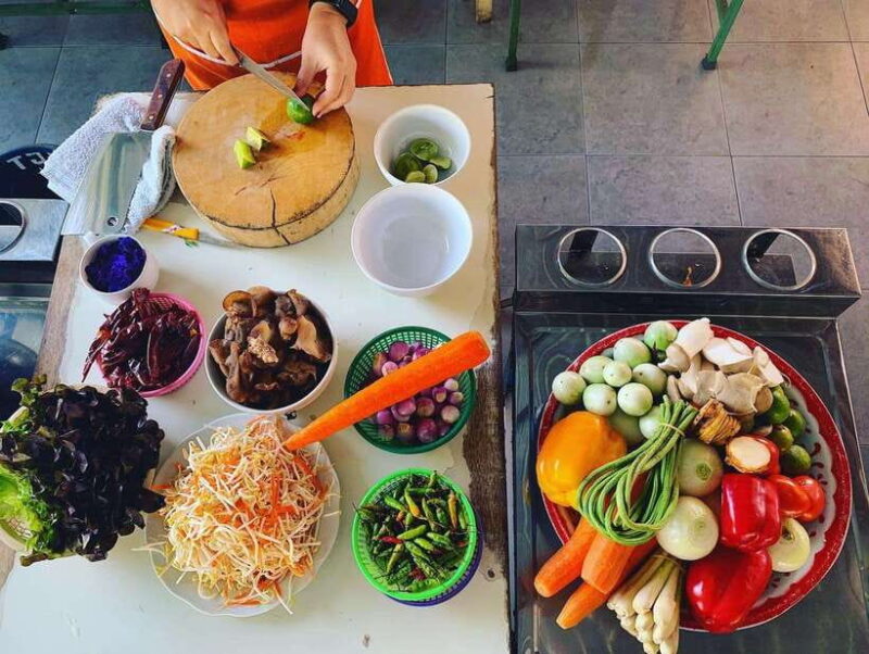 Full Day Thai Cooking Class in Organic Farm and Market - Class Itinerary