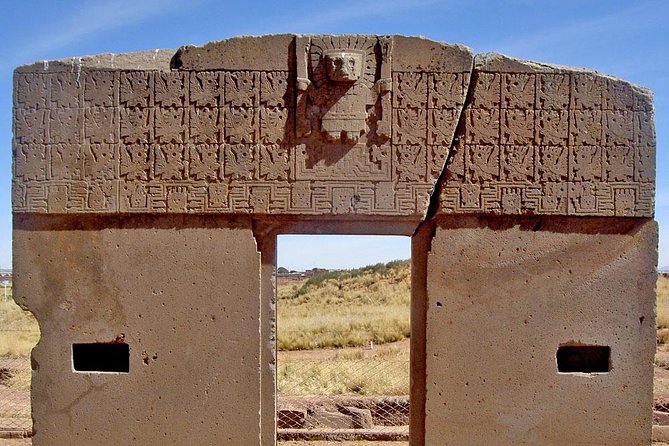 Full-Day Tiwanaku, the Enigmatic Empire PRIVATE - Tiwanakus Enduring Influence on Bolivian Heritage