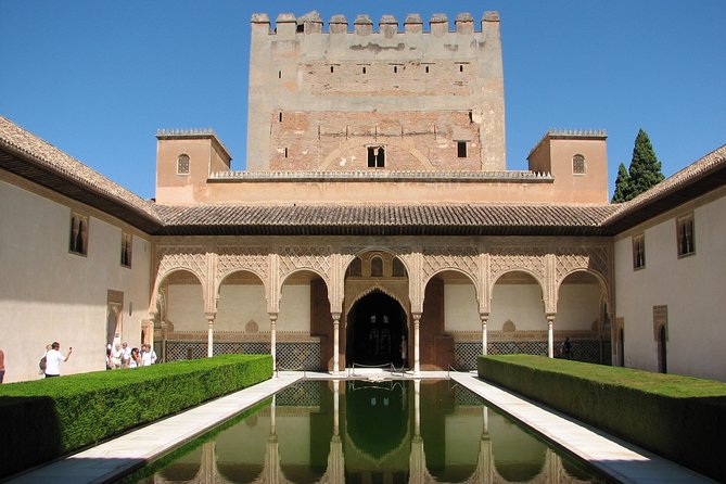 Full Day to Alhambra Palace and Generalife Gardens From Torremolinos - Granada Historic Center Tour