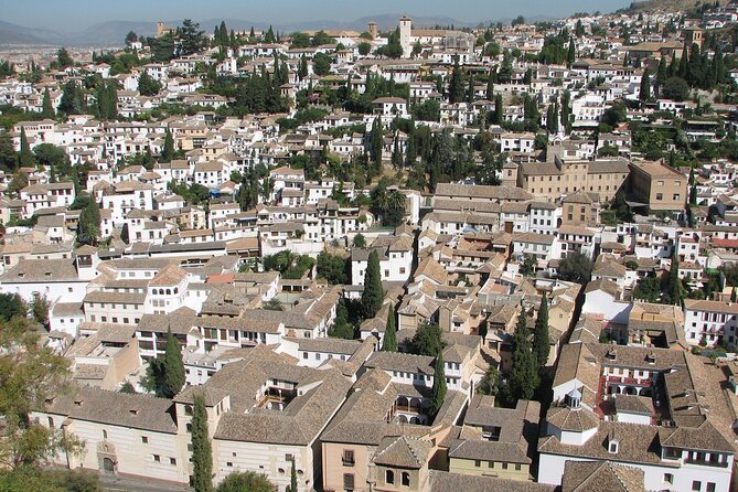 Full Day to Alhambra Palace and Generalife Gardens From Torremolinos - Additional Tour Information